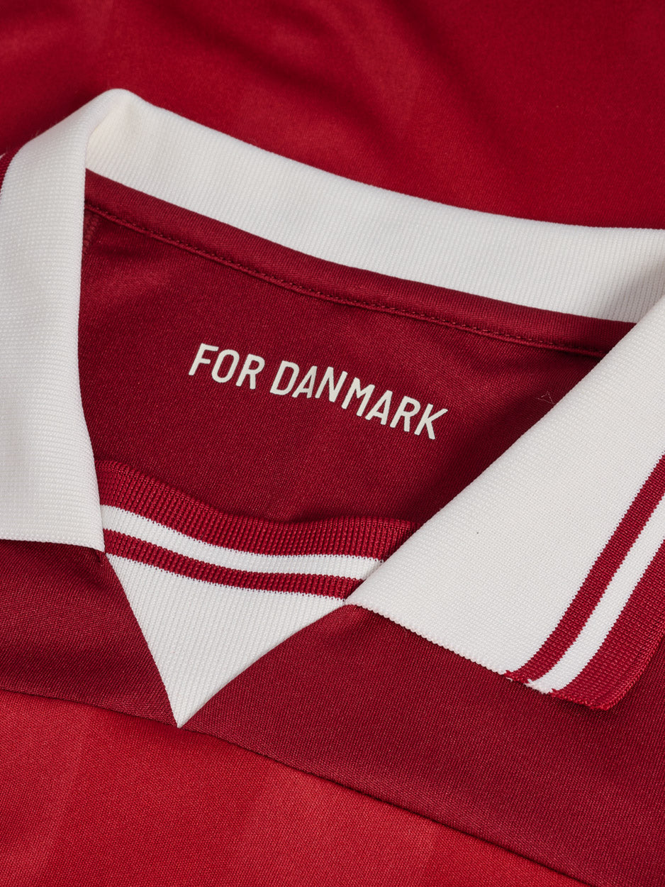 Denmark Hummel Home Shirt 2025 Straight Fit
