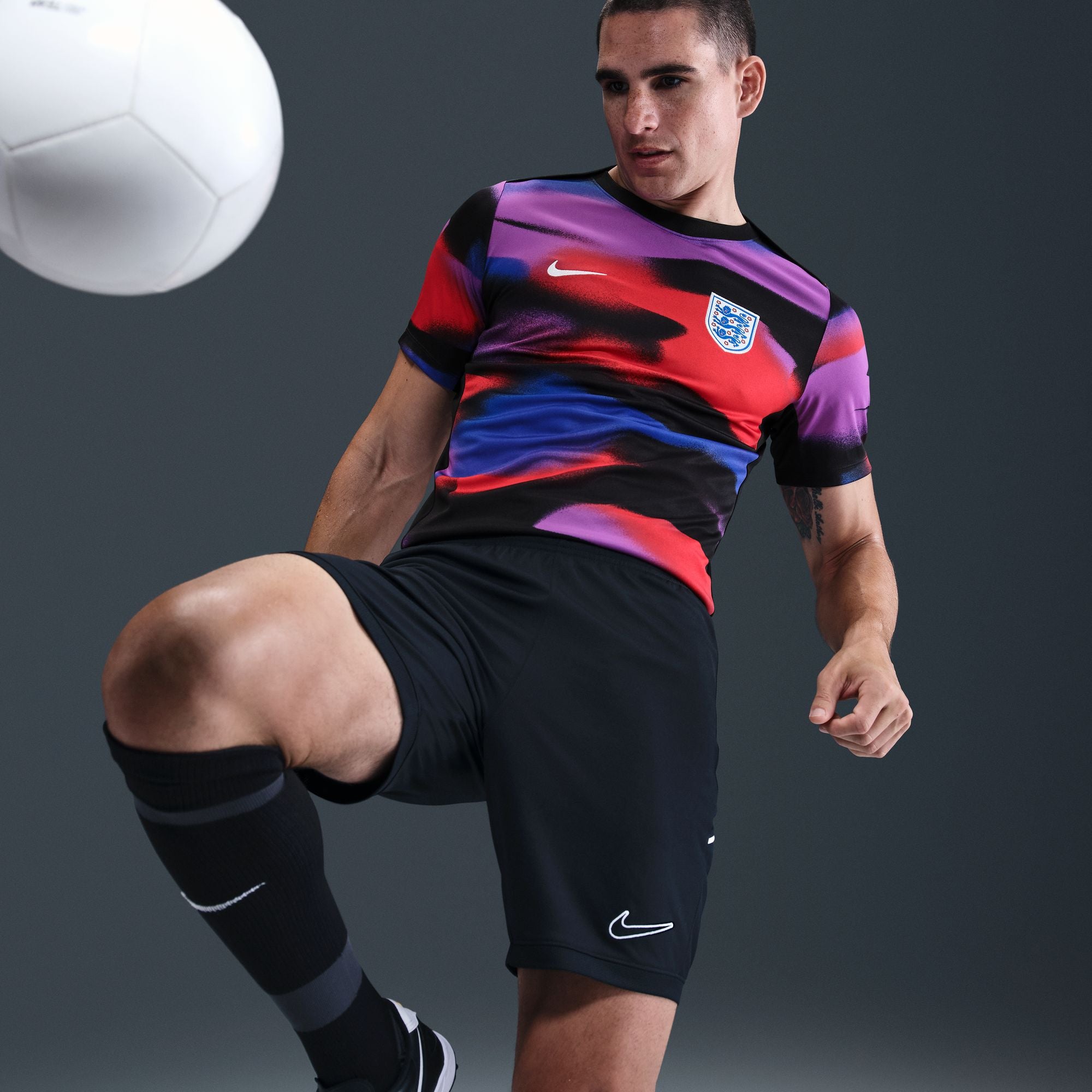 England Academy Pro Straight Fit Nike Dri-FIT Soccer Pre-Match Short-Sleeve Top