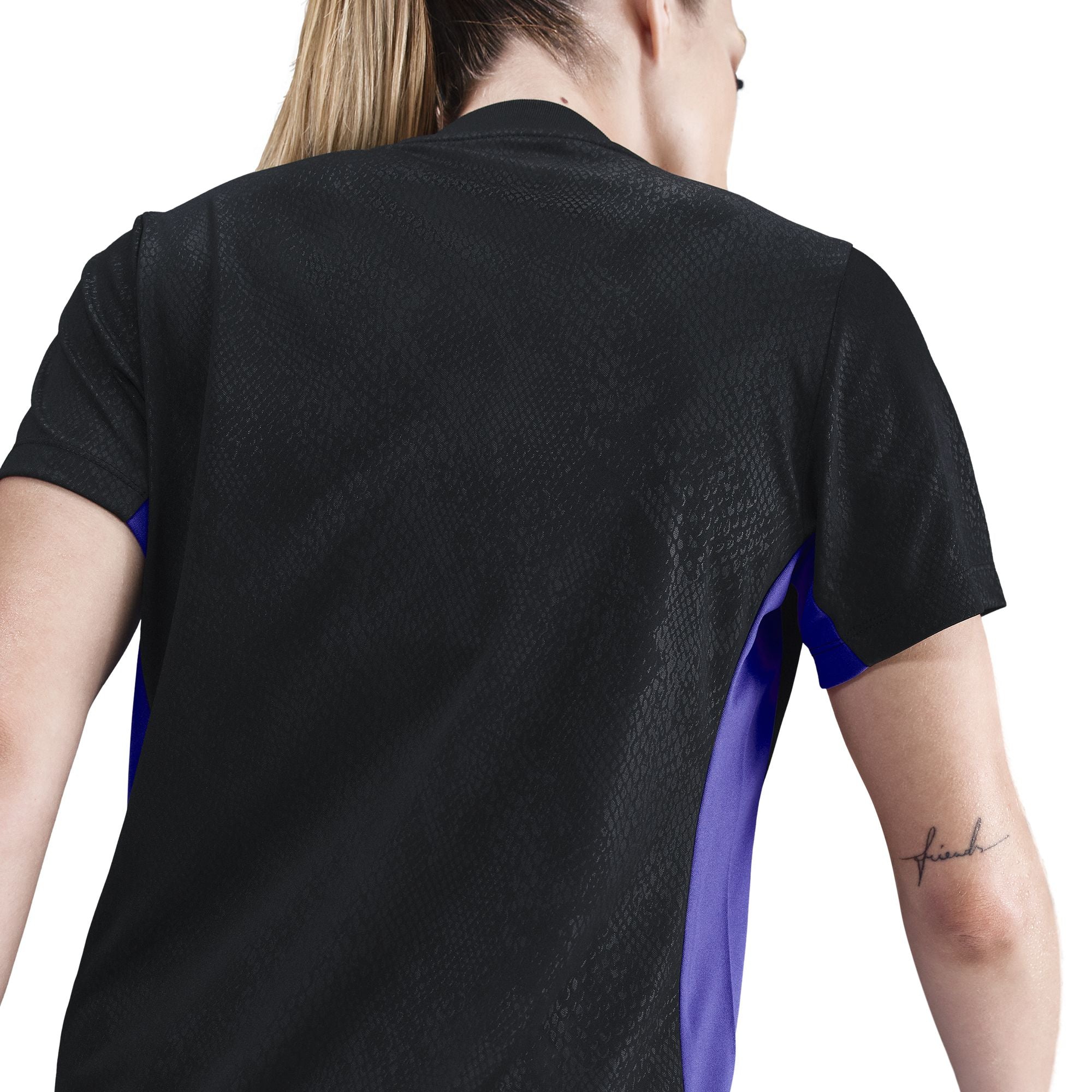 Kobe Bryant FC Barcelona Academy Pro Away Curved Kobe Dri-FIT Soccer Pre-Game Short-Sleeve Top