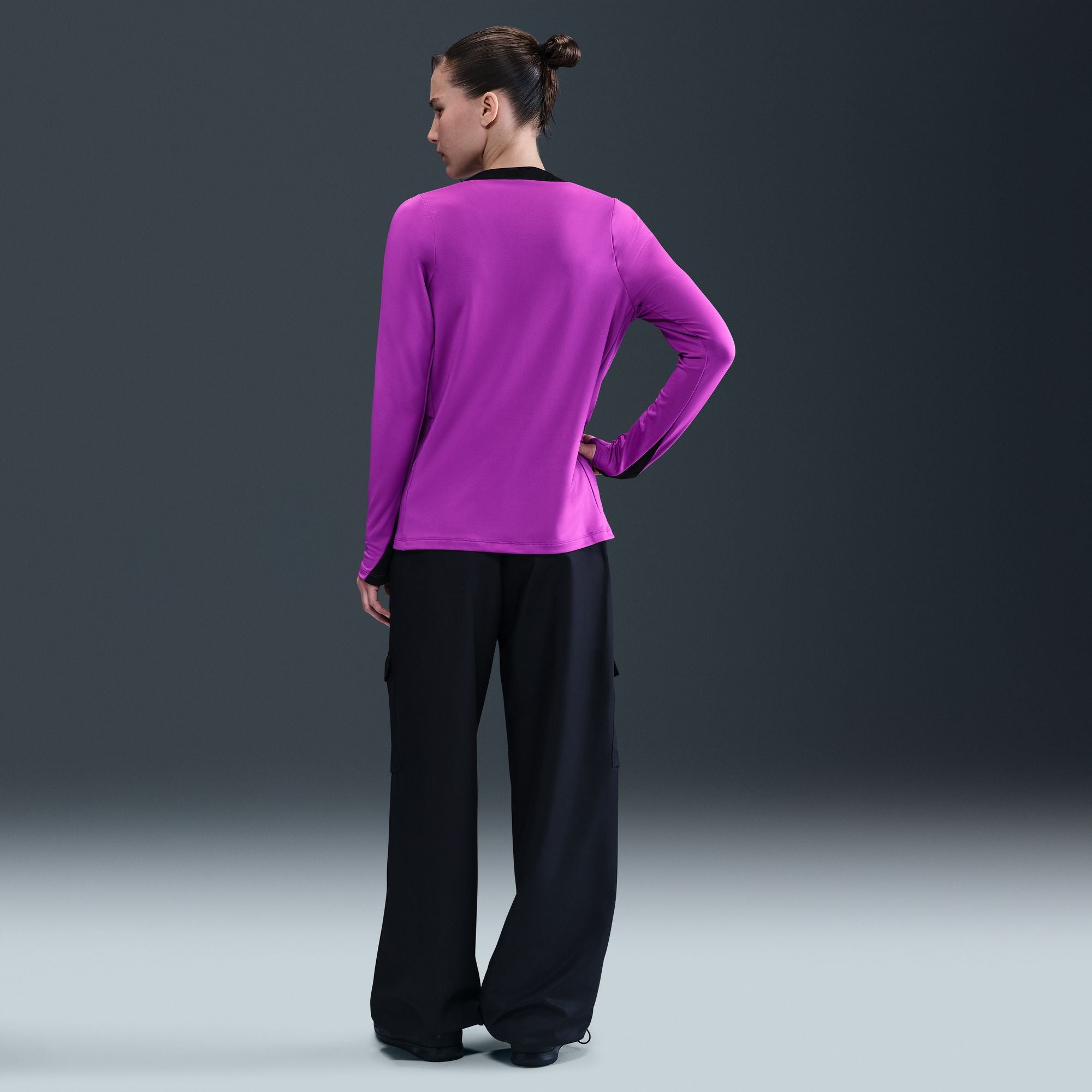 England Strike Curved Fit Nike Dri-FIT Soccer Crew-Neck Knit Top