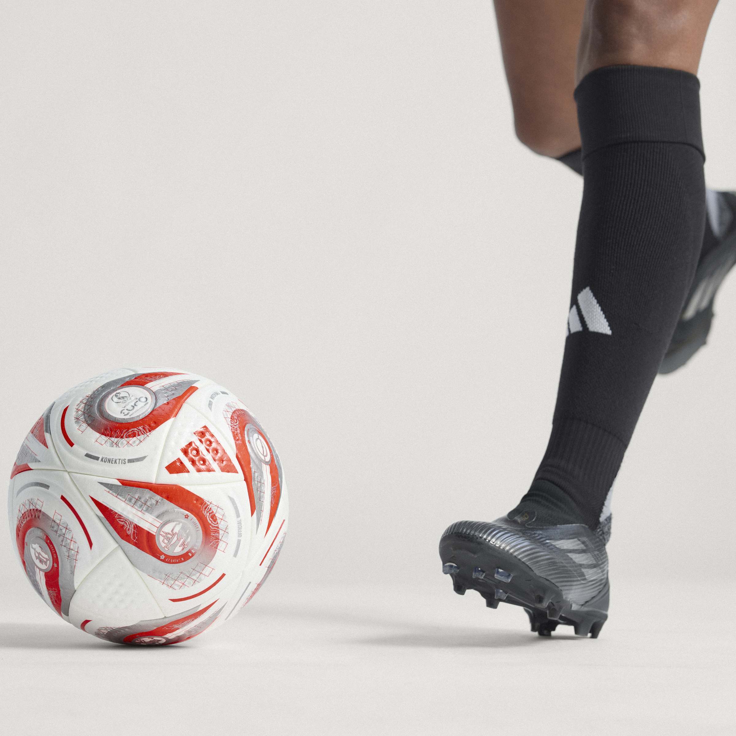 UEFA Women's EURO25™ Final Pro Ball (Size 5)